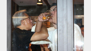 완판남 이재용 치맥 패션은 89만 원 ‘란스미어’ 블루종