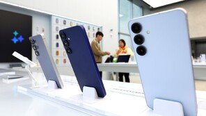 “다 쓴 폰 버리지 마세요”…삼성·애플 프리미엄 중고폰 ‘몸값’ 뛴다