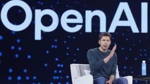 “오픈AI, 기업가치 1조달러 달하는 역대 최대 IPO 추진”