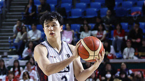 KCC 허웅, 프로데뷔 11년만에 첫 ‘라운드 MVP’