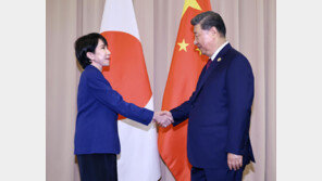 日총리에 취임축전 안보낸 中…가까스로 정상회담 성사