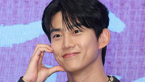 ‘결혼’ 옥택연 “오랜 시간 날 믿어준 사람”…2PM 두번째 유부남