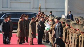 김정은, 러시아 파병 ‘푹풍군단’ 지휘부 방문…“인민군대 영웅성의 상징”