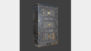 ‘고종의 선물’ 나전산수무늬삼층장 국가민속문화유산 지정