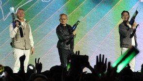 AI 반도체 웃고 철강-석화 울고… APEC 산업별 성적표