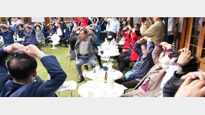 뜨거웠던 ‘나는 솔로’ 어르신 버전… “아플때 물한잔 줄 친구 SOS”