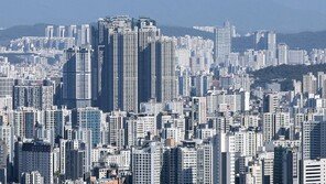 ‘저가 예금’ 22조 줄고 ‘마통’ 1억 뚫었다…증시로 ‘머니무브’ 뚜렷