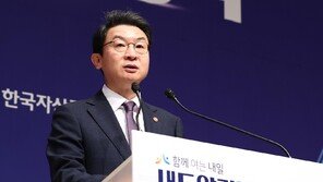 ‘장기연체 빚 탕감’ 배드뱅크 난항…대부업체 “정부 제시액 너무 헐값”