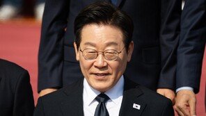 李대통령 “공기업·공공시설 민영화에 국민 불안…여론 수렴 등 제도화”