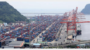 한미 관세협상 합의문 막판 조율…車관세율 인하 소급적용 추진