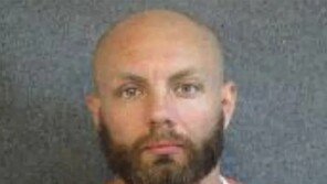 남친에 폭행 당하던 40대女, 월마트 직원 도움으로 탈출