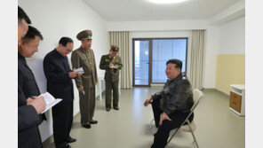 김정은, 학용품공장 건설장 찾아 간부들 질책…“공사 연말까지 완성”