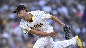 샌디에이고 일본인 투수 다르빗슈, 팔꿈치 수술로 2026시즌 결장