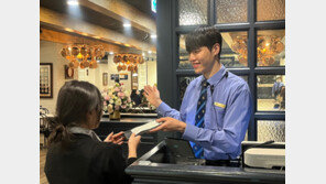 “알바생도 억대 연봉 리더로”… 이랜드이츠 애슐리퀸즈, 성장세만큼 ‘사람 투자’도 늘린다