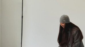 “정우성 아들 얼굴 공개한적 없는데”…문가비, AI 합성에 분노