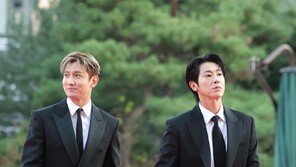 동방신기 유노윤호, 대통령 표창 소감 “22년 활동 보람 느껴”
