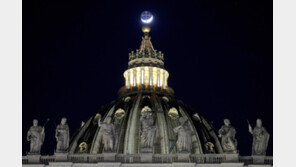 교황청 “성모 마리아는 공동 구세주 아니다” 수백년 논쟁 종지부