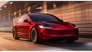 머스크 “테슬라 신형 AI5 칩, 2027년 양산”…후속 로드맵은