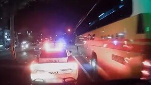 위급 산모 태운 구급차에 길 안 터준 경찰차…산모·태아 숨졌다