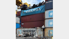 인천항 폭발 컨테이너 안에 LPG통 수두룩…신고서엔 중고차