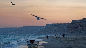소말리아 근해서 선박 공격당해…재개된 해적 행위인 듯