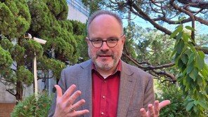 “작은 상처 수천번 쌓이면 부담… 현대농업, 끊임없는 위기모드”