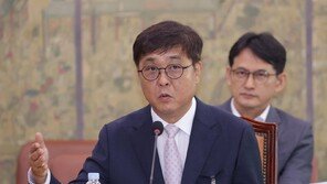 문체부 장관 “종묘 앞 고층건물, 법 고쳐서라도 막겠다”