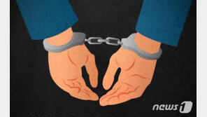 양산 여인숙서 소주병 휘둘러 지인 살해…60대 구속 송치