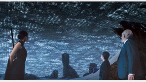 [책의 향기]뇌 이식-인공태양… SF영화가 현실이 되면 행복할까