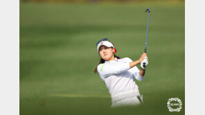 ‘중국 출신’ 리슈잉, KLPGA 투어 최종전 첫날 단독 선두