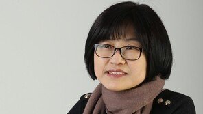 이수명 시인 ‘마치’, 루시엔 스트릭 아시아 번역상