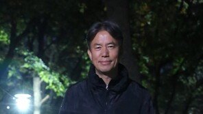 “맨발로 걸어서 잠 잘 자니 자살 생각 완전히 사라졌습니다”[양종구의 100세 시대 건강법]