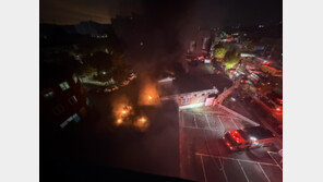 청주 율량동 주택·동물병원·카센터 화재…80대 연기흡입