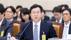 ‘대장동 항소 포기 지시’… 정진우 중앙지검장 사의