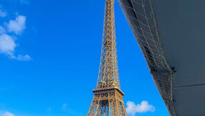 “1박 120만원 뷰”…곽튜브, ‘임신’ 아내와 신혼여행 위해 플렉스 