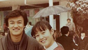 김혜수, 풋풋 중학교 졸업식 회상…“데뷔 짝꿍” 박중훈과 함께