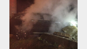 한밤 빈집 대문 들이받은 SUV…알고 보니 20대 만취운전