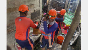 슈퍼태풍 ‘퐁웡’ 필리핀 강타…100만 명 이상 대피