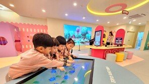 넷이서 한마음… 놀이로 식습관 익혀요