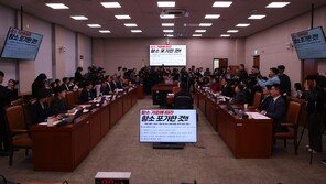 국회 법사위 이틀 연속 전체회의…정성호 출석 예정