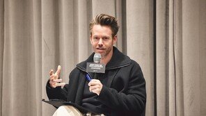 안무가 에크만 “한국 관객들, 야유 해달라…예술을 한단계 끌어올리는 것”