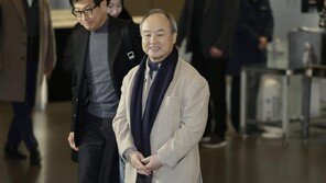 손정의 승부수…8조원 엔비디아 주식 팔고 ‘오픈AI’ 샀다