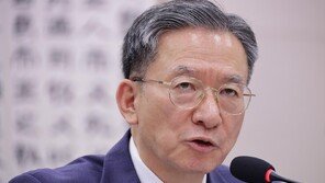 정성호 “노만석 이해 안돼…그정도 의지면 장관 지휘 서면 요구했어야”