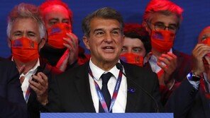 바르셀로나 회장, 메시 복귀설에 “비현설적 이야기” 일축