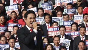 독해지는 장동혁의 입…대통령 호칭 빼고 “재앙·독재자·히틀러”