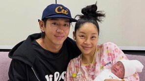 트루디♥이대은, 결혼 4년 만에 부모 됐다…“아빠 등번호 맞춰 11일 득남”