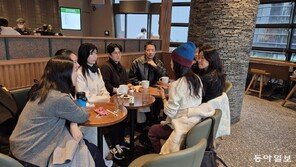 “술 말고 커피요”…아침 춤파티까지 즐기는 ‘소버 큐리어스’ 유행