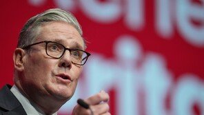 스타머 英총리 취임 16개월만에 사퇴론…노동당 내부 갈등