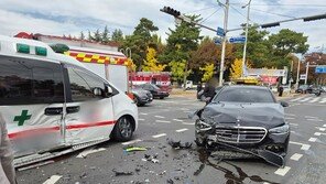 사설 구급차-승용차 충돌…이송 호흡곤란 환자 숨져
