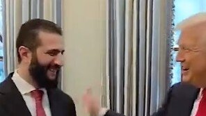 트럼프 “아내 몇 명?”…시리아 대통령 “한명뿐, 당신은?”